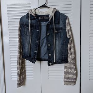 Brand new Women's wallflower denim jacket